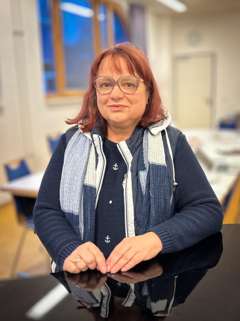 Porträt von Martina Herrmann.