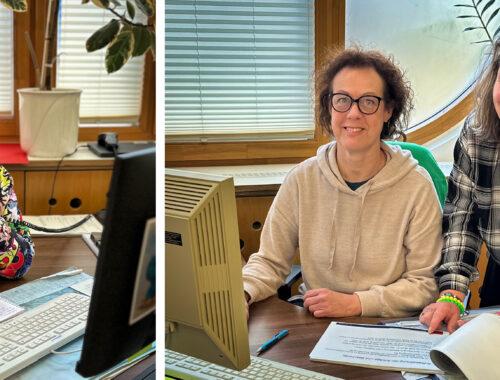 Die Mitarbeiterinnen des Schulbüros an ihren Arbeitsplätzen.